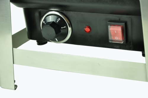 4931-Podgrzewacz-elektryczny-GN11-900-W.jpg