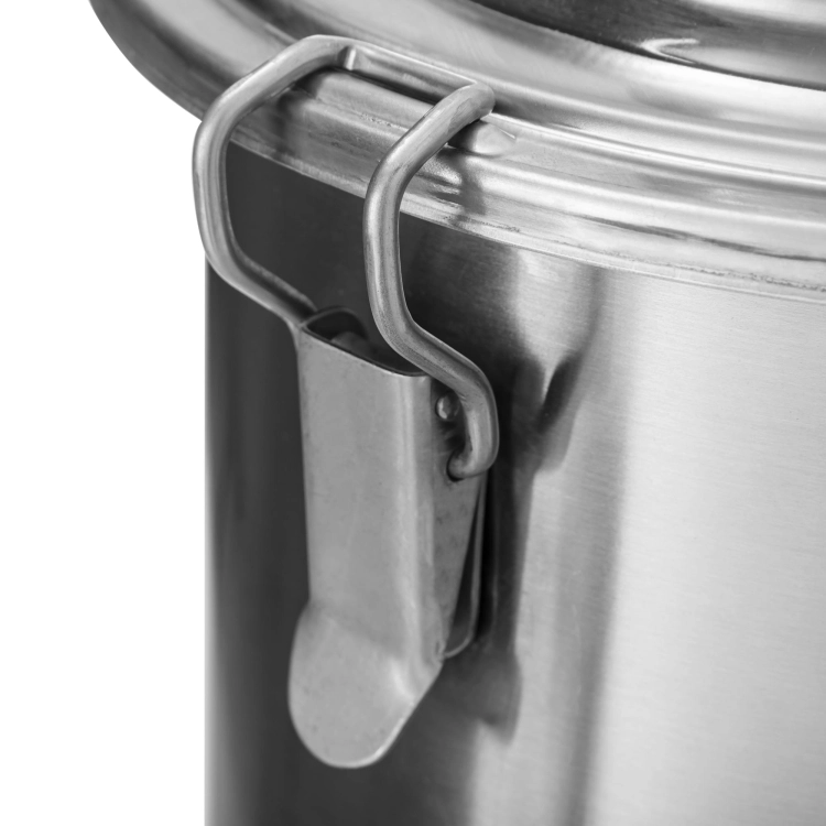 10968