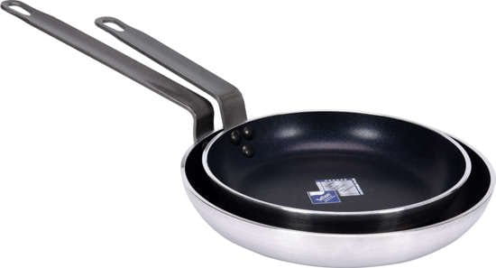 pol_pm_ALUMINIOWA-PATELNIA-NA-INDUKCJE-Z-POWLOKA-TEFLON-PLATINUM-PLUS-240MM-10010497_9.jpg